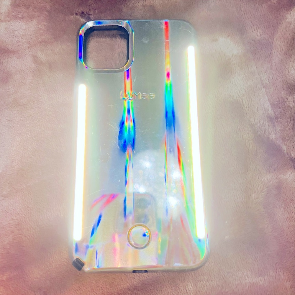 𝐋𝐮𝐌𝐞𝐞 𝐈𝐧𝐬𝐭𝐚𝐟𝐚𝐦𝐞 DUO light case. Iphone 11 promax/ XSmax